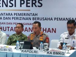 Pembakaran Hutan dan Lahan dengan Alasan Kearifan Lokal Secara Hukum Tidak Dibenarkan, Tetap Disanksi