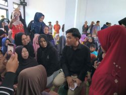 Banjir Bandang di Solok, Seorang Ibu Injak Paku, Wapres RI yang Sedang Meninjau Lokasi Minta Segera Dibawa KeRS