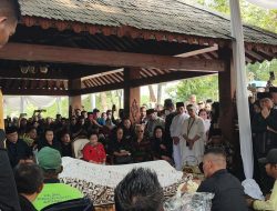 Selamat Jalan Guruh Soekarnoputra, Kami Selalu Mengenangmu