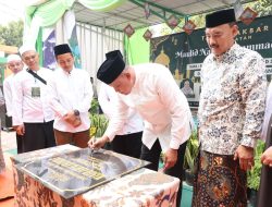 Donasi Bencana NTT Capai Rp.2,1 Miliar, Wali Kota Bekasi Apresiasi Kepedulian dan Bantuan Warga Mustikajaya