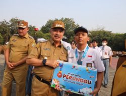 Wali Kota Bekasi Apresiasi Para Siswa Peraih Penghargaan Serta Bubuhkan 2 Tandatangan MoU