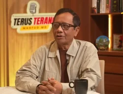 Mahfud MD Desak MBG Dihentikan Menghindari  Keracunan Jadi Bencana Besar