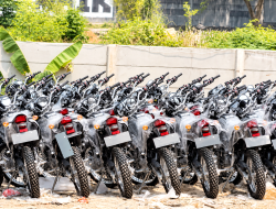 Dinas Penerangan TNI: Deretan Motor Trail Kawasaki KLX yang Terparkir Bukan Kendaraan Dinas Militer
